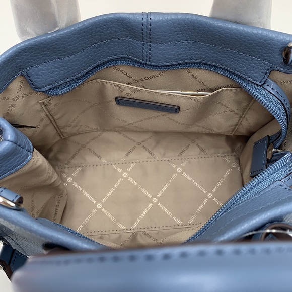 Michael Kors Mirella Small Pebbled Leather Crossbody Top Zip XBODY Bag Denim NWT - Picture 12 of 16